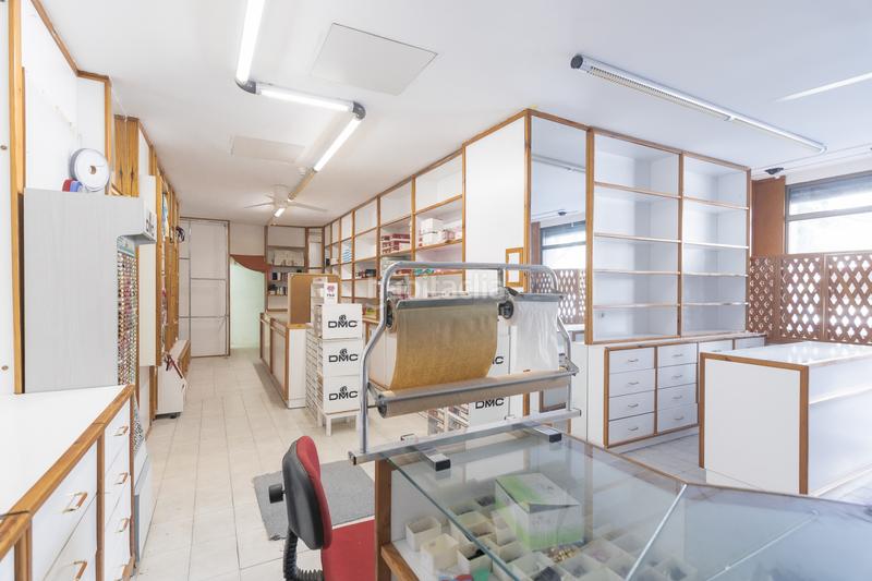 Foto 79643f1a-1b21-4976-a385-8c79da211613. Local commercial dans pamplona-iruña - villafranca 6 dans Pamplona / Iruña