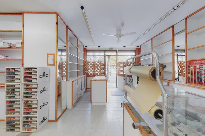 Foto fbe05bd0-5ab9-4eb0-9a84-f2f7c627a613. Local commercial dans pamplona-iruña - villafranca 6 dans Pamplona / Iruña