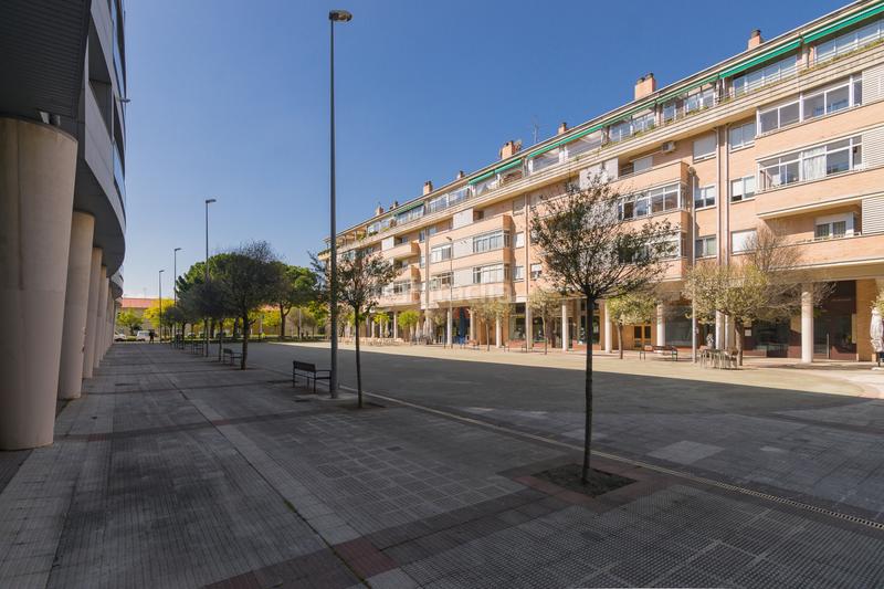 Foto fb22af65-5857-42b9-a85e-d56c952b12ae. Business premise in pamplona-iruña - paseo federico soto 6 in Pamplona / Iruña