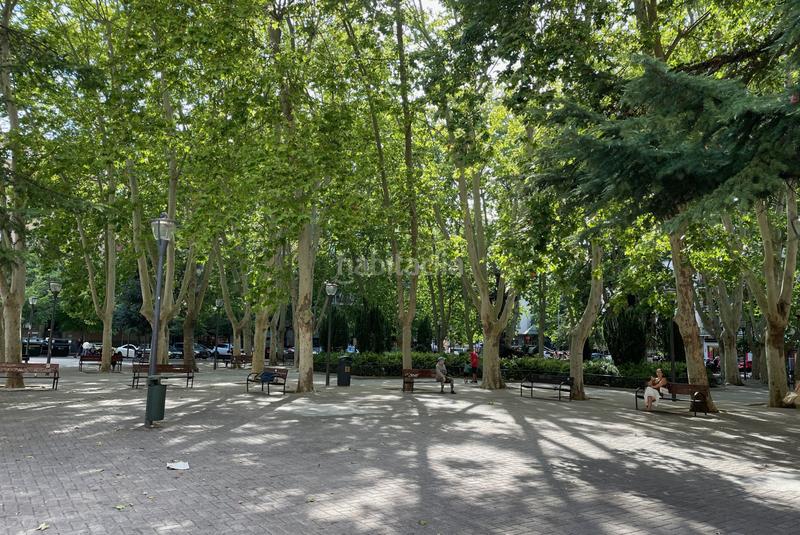 Foto 8b876573-d136-4639-93ab-6e220211f49b. Business premise in Segundo Ensanche Pamplona / Iruña