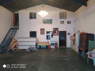 Nau industrial a Baena. Nave con vivienda