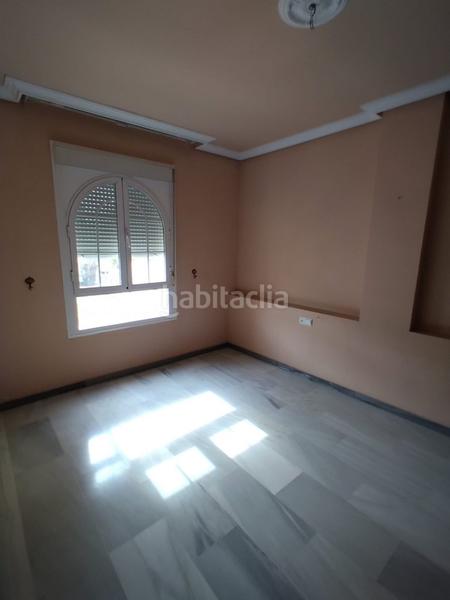 Foto dfcb5b32-1810-4172-893b-084b6f961387. Piso pisazo en pleno centro en Baena