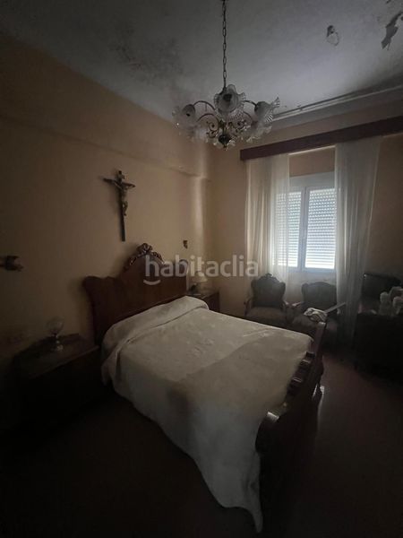 Foto 9464c9ba-ed4b-4511-8147-b9e4aa2c6aa7. Casa  con gran cochera en Baena