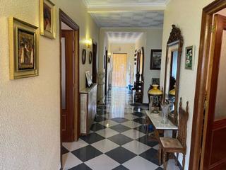 Casa a Quintanar de la Orden. Casa con gran patio para entrar a vivir en quintanar de la orden
