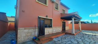 Casa a Quintanar de la Orden. Impresionante chalet para entrar a vivir en quitanar de la orden