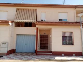 Maison jumelée à Villa de Don Fadrique (La). Bajada de precio, casa adosada en villa de d.fadrique toledo 750