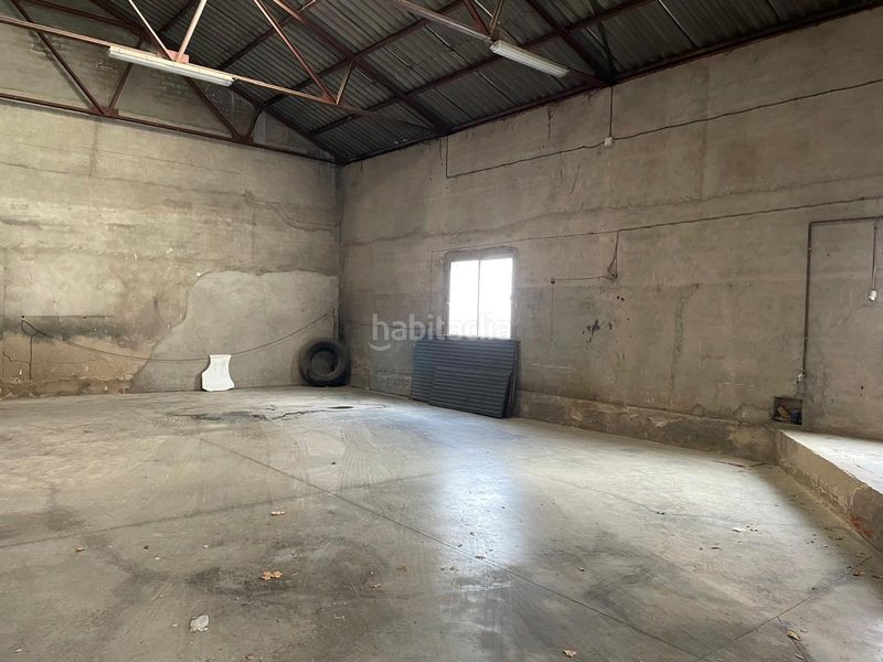 Foto 5af88a81-84d1-43a0-a371-3697b8fc4a06. Local comercial a Puebla de Almoradiel (La)