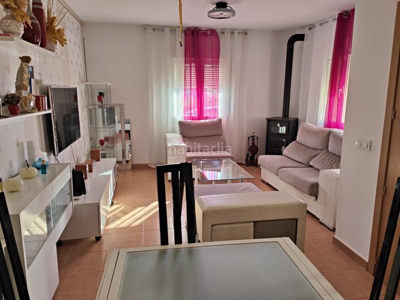 Foto 703f924e-b37e-4127-a10c-6a04eda65f80. Reihenhaus mit parking pool in Cabezamesada