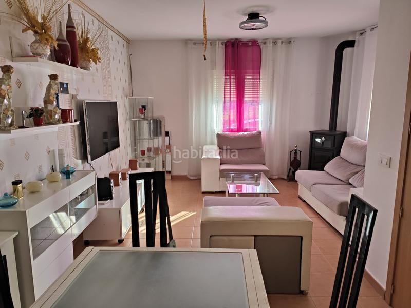 Foto 95c4425f-5dff-4e02-ade6-951584ae9fd4. Reihenhaus mit parking pool in Cabezamesada