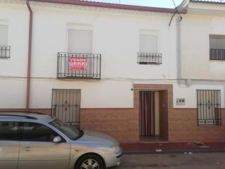 Maison à Corral de Almaguer. Casa en venta en corral de almaguer