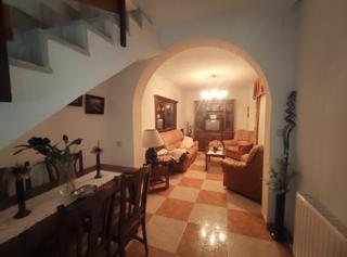 Casa a Quintanar de la Orden. Oportunidad !!! casa grande para entrar a vivir en el centro de