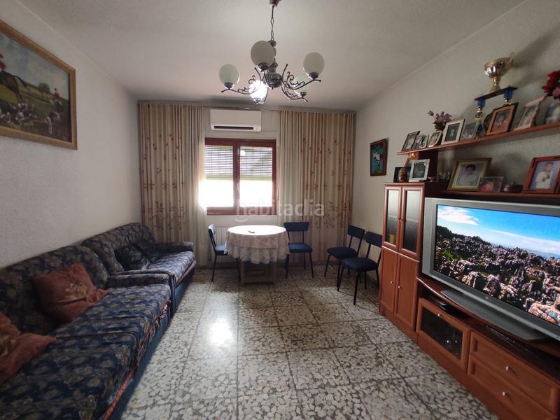 Foto 5cf1e6bf-7480-481a-964f-4173f4476129. Casa venta de casa de doble planta toledo en Villacañas