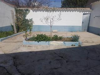 Casa a Villanueva de Alcardete. Oportunidad casa de pueblo