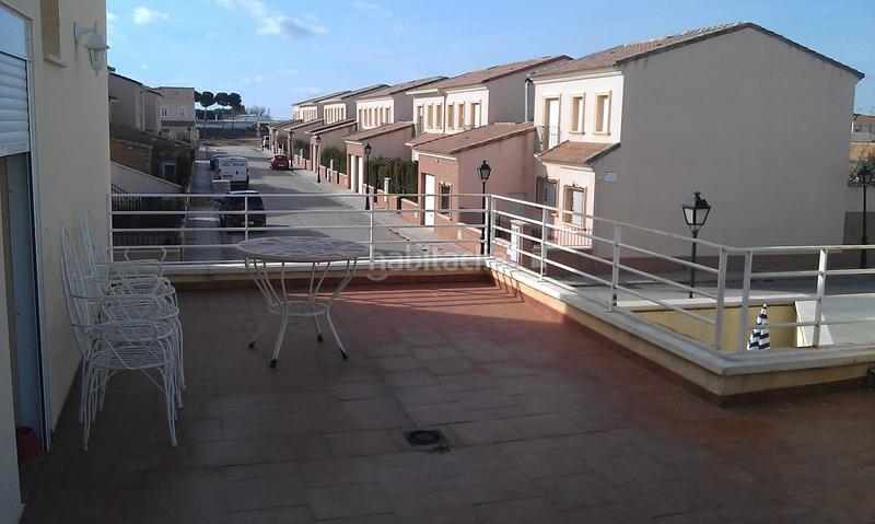 Foto ff3ee4e2-ce23-4377-9f7f-4a5d623c3cd6. Reihenhaus mit parking in Quintanar de la Orden