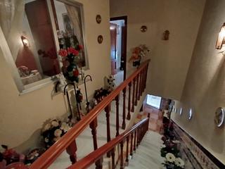 Maison à Quintanar de la Orden. Venta de casa con 4 dormitorios en quintanar