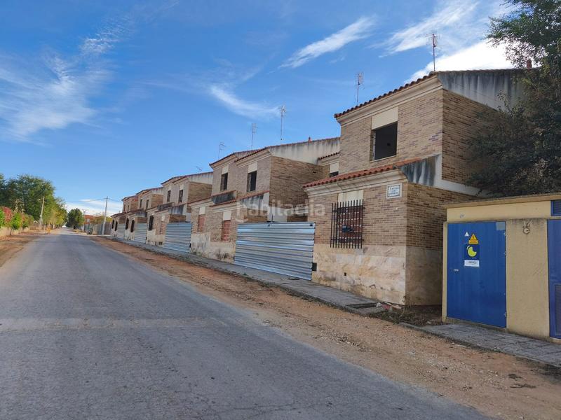 Foto 84d9447d-4e27-4eec-a96d-46aee702c5e6. Reihenhaus mit heizung parking in Cabezamesada