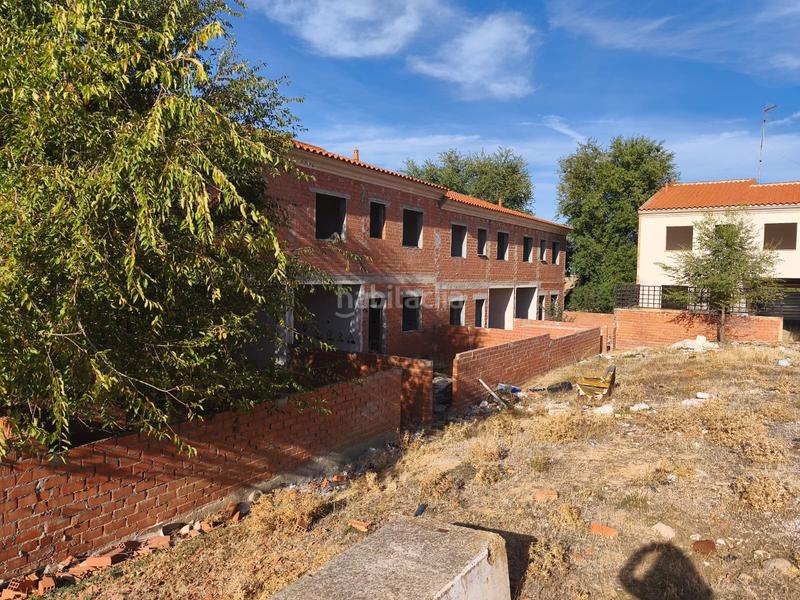 Foto b1929fcc-6978-482b-9bc4-0dc3f94be1e7. Reihenhaus mit heizung parking in Cabezamesada