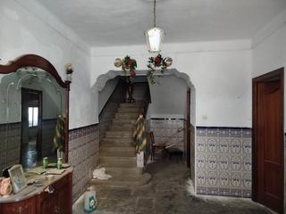 Casa in Quintanar de la Orden. Venta de casa grande para reforma en quintanar