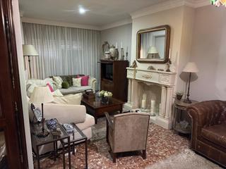 Pis a Corral de Almaguer. Amplio y luminoso piso