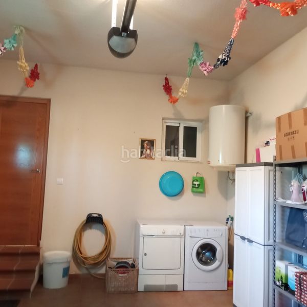 Foto 2fc864d3-3ece-4369-a684-99e3fd0806f4. Casa adossada amb calefacció a Villa de Don Fadrique (La)