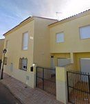 Casa a schiera in Quintanar de la Orden. Venta de casa en quintanar  inmueble alquiladono visitable