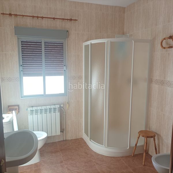 Foto 370f8300-ca8c-4dd9-8b49-31b5dbebbcd0. Casa amb calefacció a Hinojosos (Los)