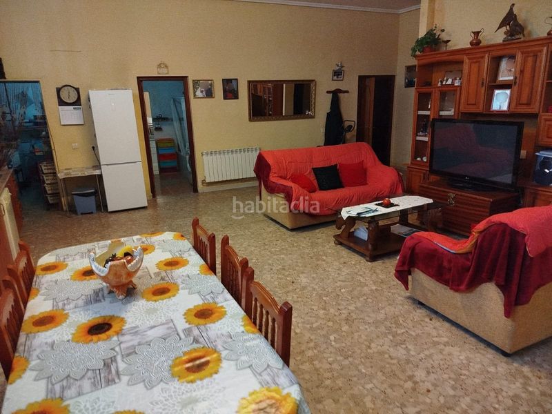 Foto 256a21b0-0518-4ffb-b024-7ddf51957e2c. House with heating parking in Quintanar de la Orden