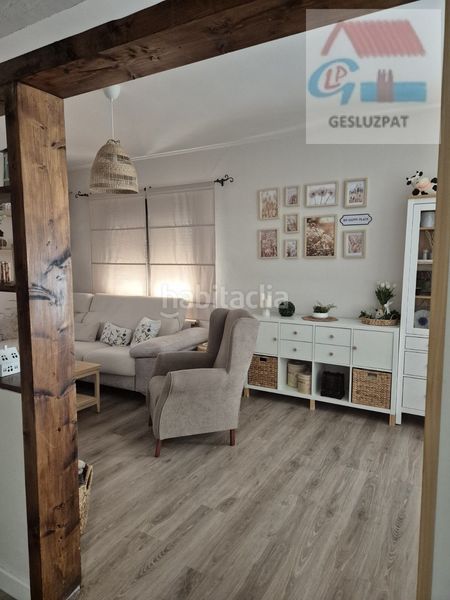 Foto 0c841c71-1745-48b7-a0c4-8d70db022162. Casa amb calefacció a Puebla de Almoradiel (La)
