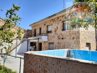 Doppelhaus in Corral de Almaguer