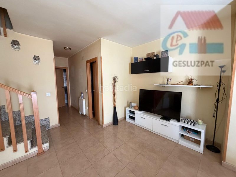 Foto aca0bd1f-9a6e-4a0c-8541-d3fed6948ff9. Casa adossada a Villacañas
