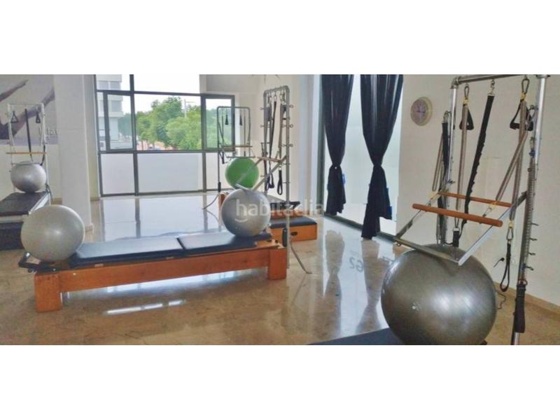 Foto de75ba23-29f4-47d1-8d80-149acb28b745. Local commercial dans Parc Central Torrent