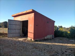 Finca rústica a Centro. Terreno en venta en chiva