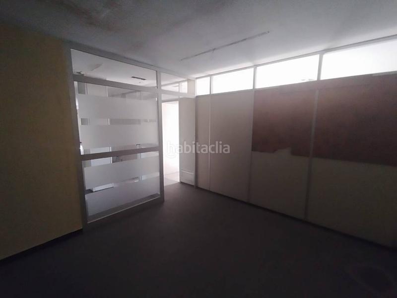 Foto 44a86f86-695d-47fc-95bd-8d9c8aa13552. Alquiler oficina alquila oficinas 250 m en Quart de Poblet