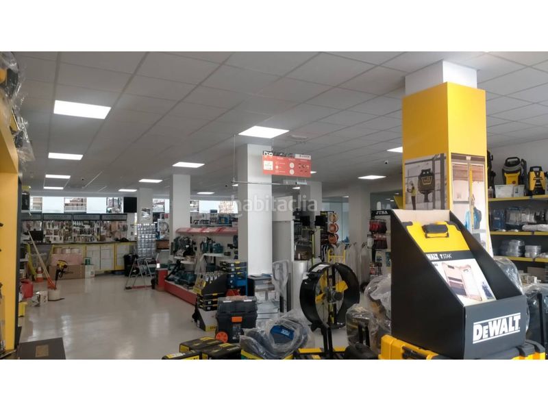 Foto 039a6f2b-9b4d-4a33-872e-050dbd098d81. Nau industrial a Plaza Xúquer Paiporta