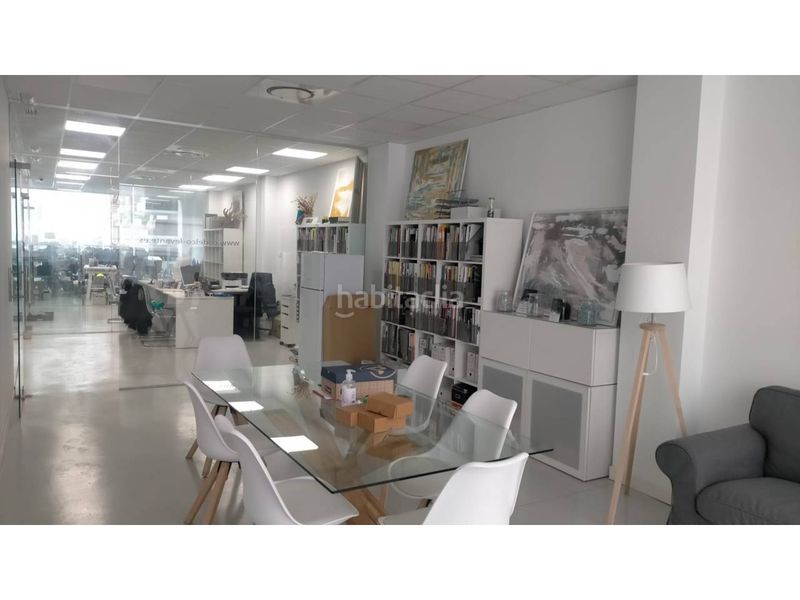 Foto baafa9e8-b1b4-48b0-a717-94efbde019df. Nau industrial a Plaza Xúquer Paiporta