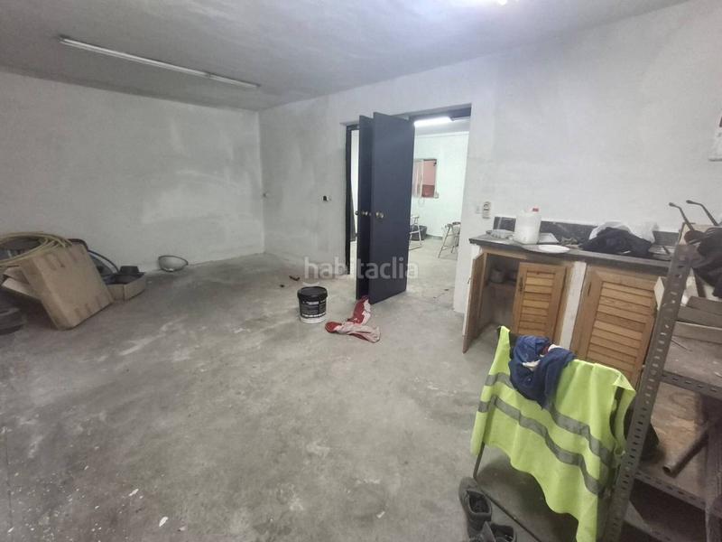 Foto 6a41291f-52f7-4df6-9914-10f6179fd543. Fabrikhalle in Silla