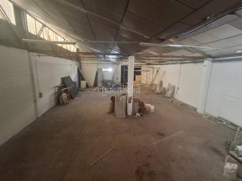 Foto 73487513-96b9-4e4c-8e81-f1a3268eb89a. Fabrikhalle in Silla