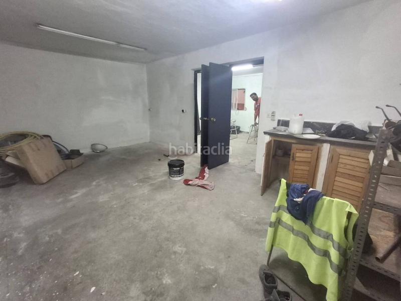 Foto d61fd90b-3f0e-46db-a20f-2d8310398506. Fabrikhalle in Silla