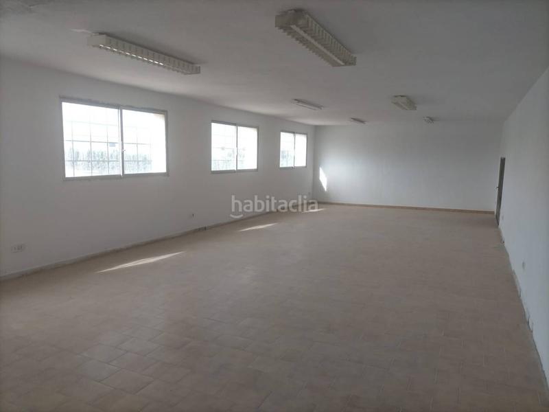 Foto 29ea5d40-f127-44a8-b55f-f48b8f5b67e9. Nau industrial a Pinedo Valencia