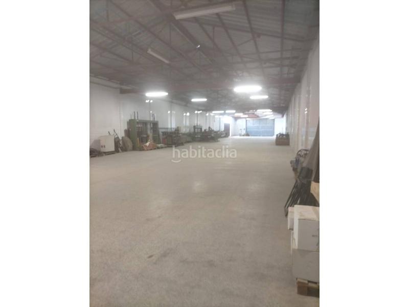Foto bcae0720-7b15-44c2-aa76-cbe2d586a120. Nau industrial a Pinedo Valencia