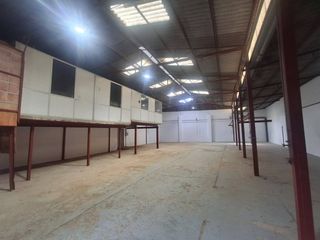 Affitto Capannone industriale in Faitanar. Alquila nave comercial en zona la torre paiporta