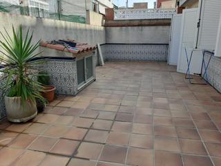 Casa a Carrer tres 63. Bonita y amplia casa en bonavista