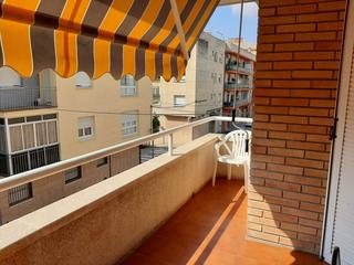 Casa a Carrer tres 63. Bonita y amplia casa en bonavista