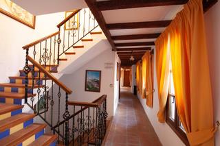 Edifici a Casares pueblo. Hotel en casares