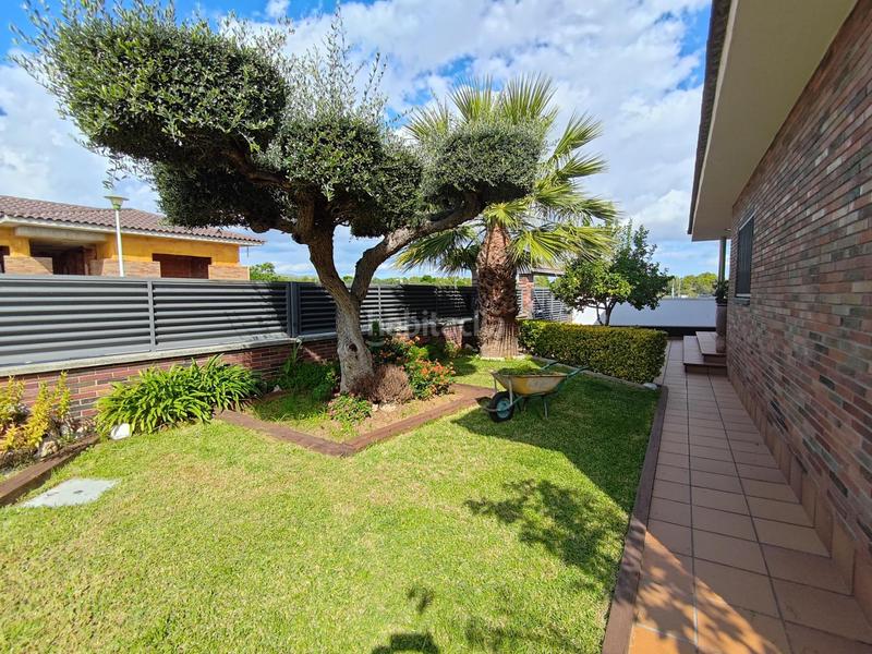 Foto b2d24b04-9d7b-49d1-b7f6-e6f32e5e57c0. Chalet  independiente en el vendrell, tarragona en Coma-ruga
