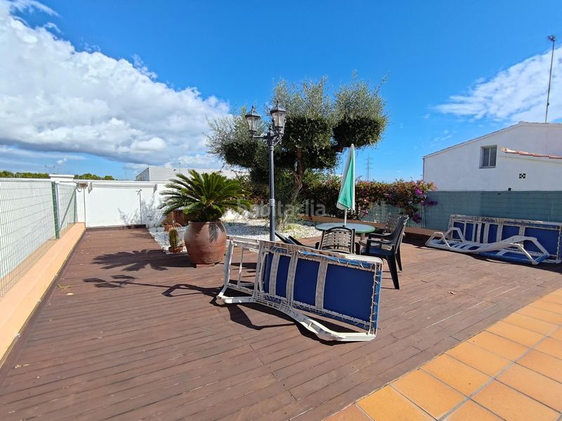 Foto 8e4d1765-40ed-4e93-bf32-e9fb6f1da3a7. Xalet amb aparcament piscina a Els Masos - Els Garrofers Coma-ruga