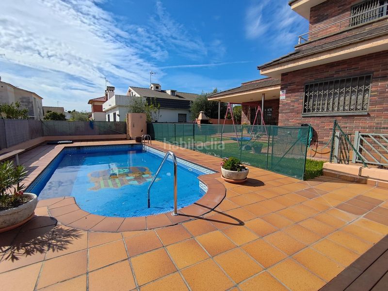 Foto 9d9ce123-e6a4-47ce-962b-840a1da3627c. Xalet amb aparcament piscina a Els Masos - Els Garrofers Coma-ruga