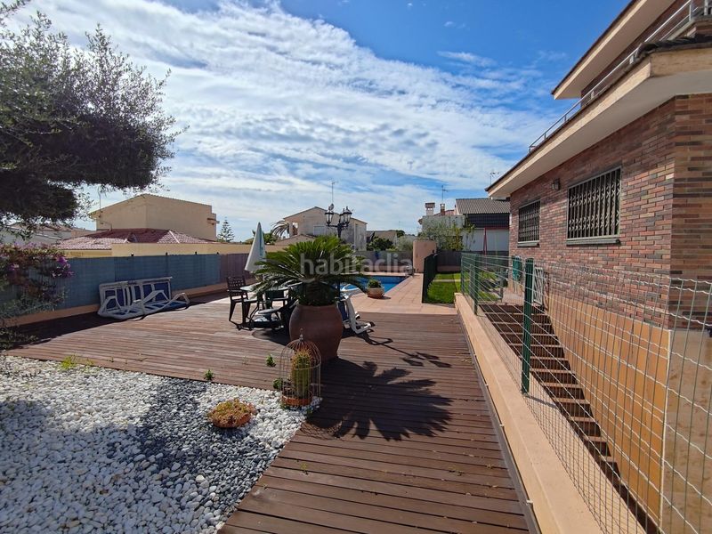 Foto bceb9332-b491-4bdd-90fa-7e0ded8b4cba. Xalet amb aparcament piscina a Els Masos - Els Garrofers Coma-ruga