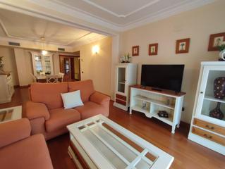 Piso  Avenida de roma. Magnífico piso de alto standing de 5 habitaciones, 2 baños y un