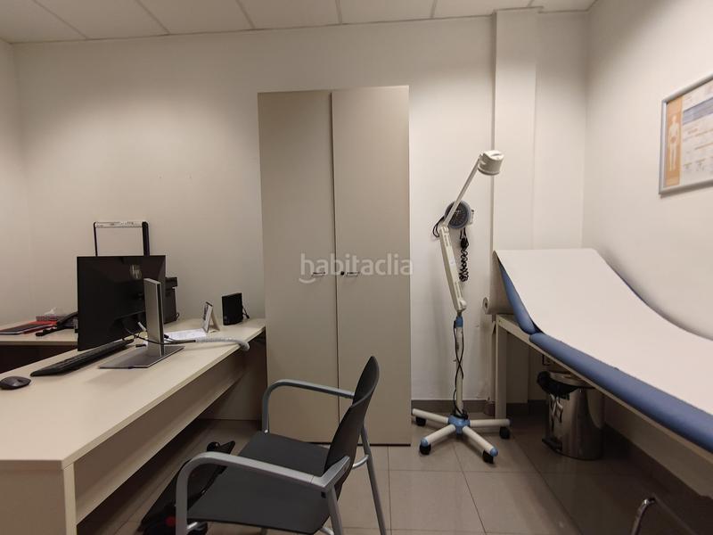 Foto 350dc74a-2333-4b71-a3cc-e0bdb42afb95. Alquiler local comercial gran local en venta y con opción en alquiler para diferentes usos profesionales . en Tarragona